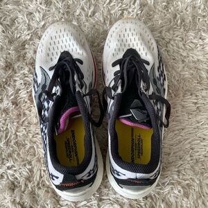 Saucony Endorphin Speed Shoes